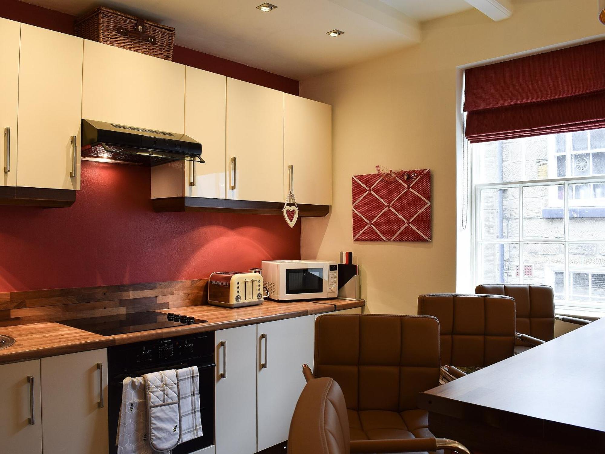 Honeyz Hideaway Villa Whitby Exterior photo